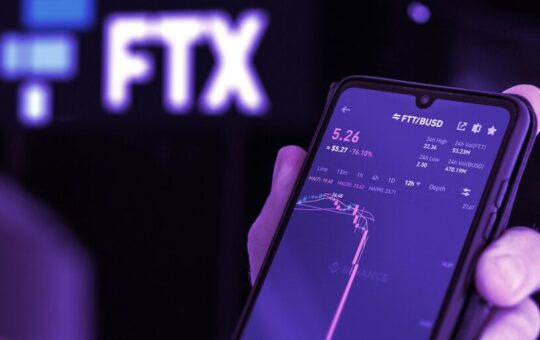 This Week in Coins: Bitcoin Avoids Heavy Losses as FTX Contagion Spreads