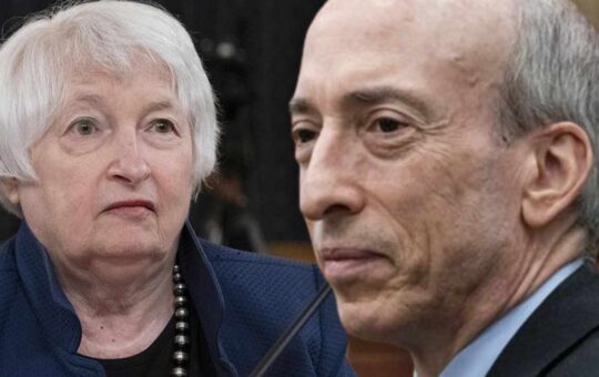 SEC Chair Warns US Default Would Have 'Significant' and 'Lasting Effects’ on Investors, Markets