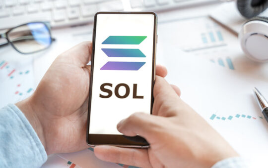 FTX Estate stakes $122M Solana (SOL) tokens, alleviating investor concerns