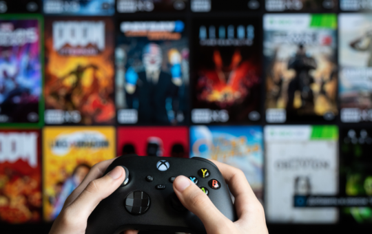 Microsoft Will Bring Once-Exclusive Xbox Games to PlayStation and Nintendo