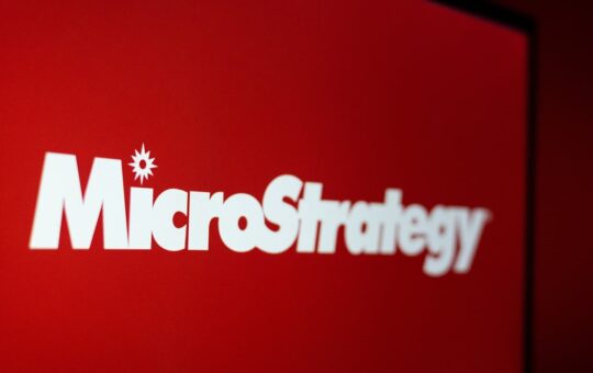 Shorters Pile in on MSTR: Citron Research Warns Microstrategy’s Bull Run Could Burst