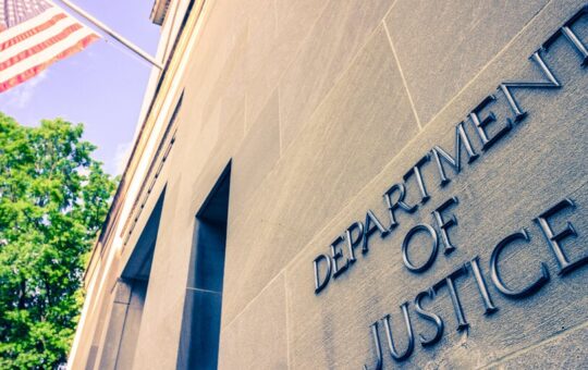 Former Girlfriend of LA 'Godfather' Agrees to Plead Guilty Over $2.6M Tax Fraud
