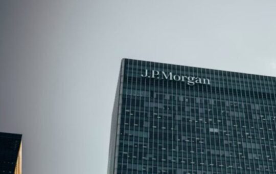 JPMorgan forms new unit to help companies tap into private capital
